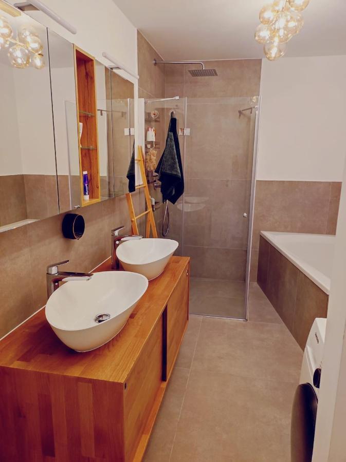 Vogelsnest Apartamento Nuremberga Exterior foto